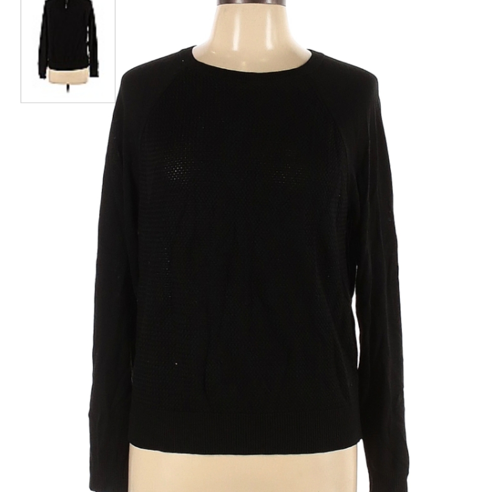 Woman's Bananna Republic SWEATER